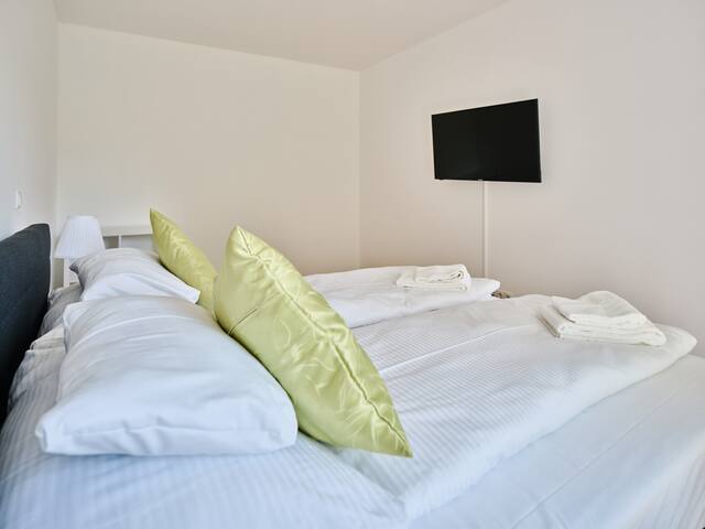 2 Bedroom Apartment with Balcony gallery image 3