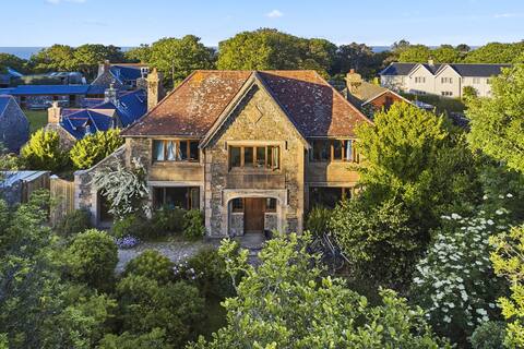 Sark Stone Cottage: Your Idyllic Island Getaway