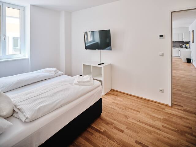 2 Bedroom Apartment with Balcony gallery image 2