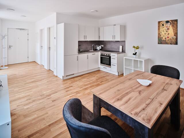 2 Bedroom Apartment with Balcony gallery image 4