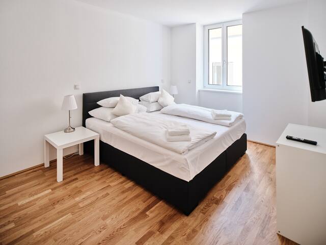 2 Bedroom Apartment with Balcony gallery image 5