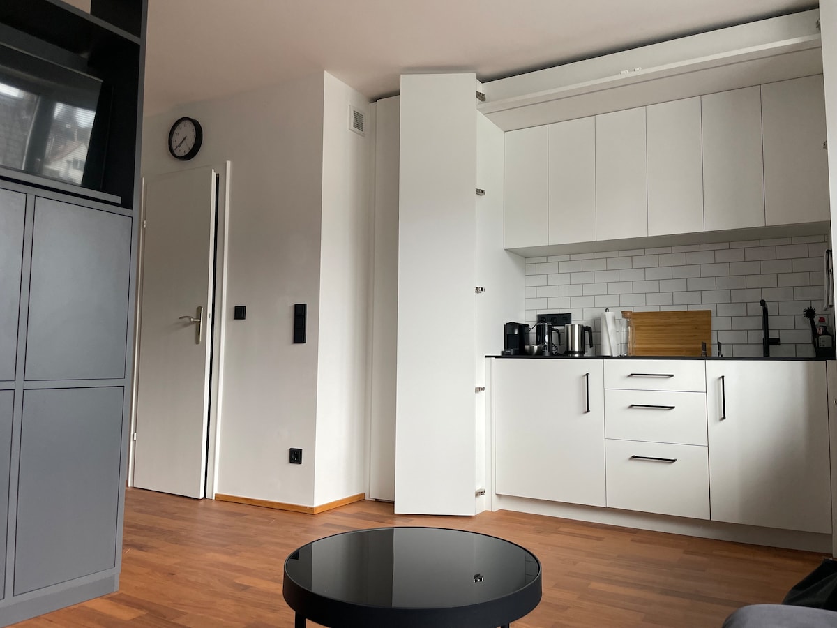 Successful Airbnb property: Stylisches City Studio brandneu! in Altstadt