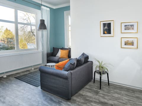 Leistungsstarkes Airbnb: Modern apartment in old villa in Thüringen