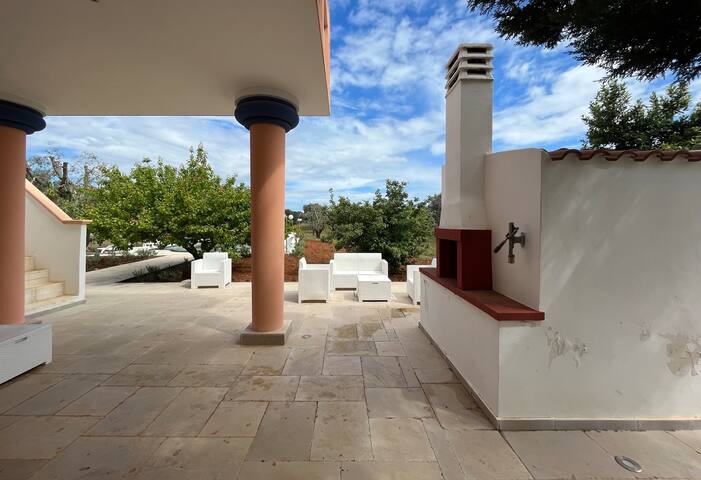 Villa with saltwater pool among olive groves gallery image 4