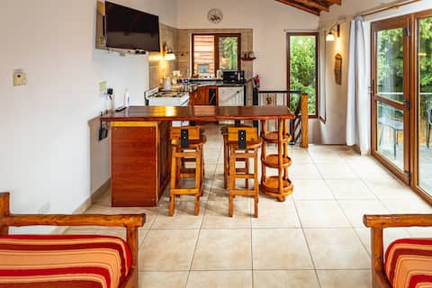 Bungalow overlooking Mount Piltriquitrón