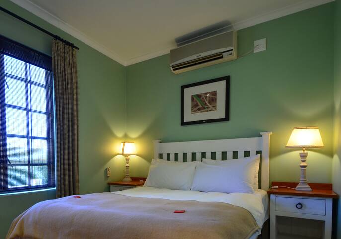 D’Aria Guest Cottages gallery image 4