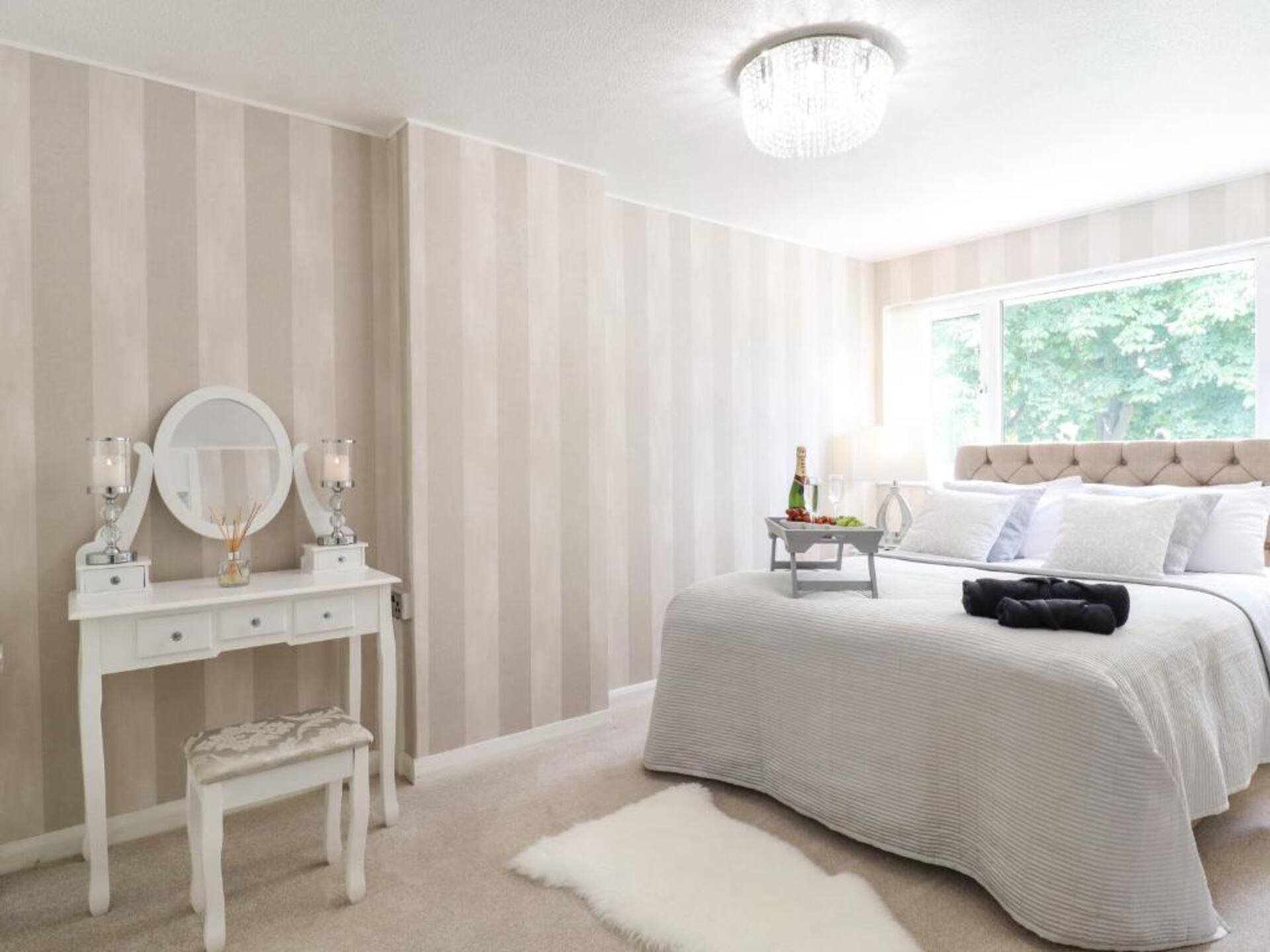 Gorgeous 3 bed House In Milton Keynes