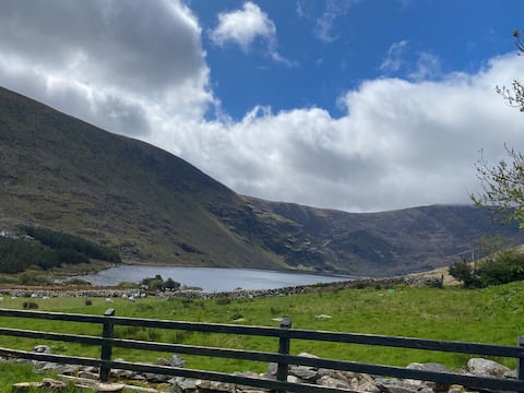 Popular Airbnb listing: Cois Locha in County Kerry