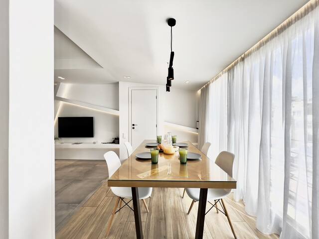 The Dazzling Glimpse Acropolis Suites 601 gallery image 3