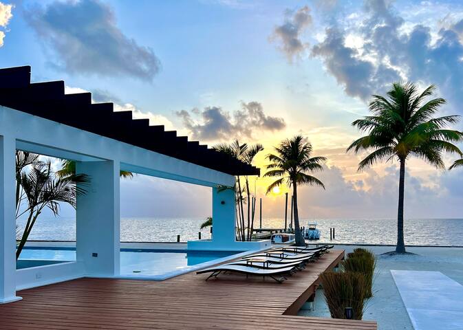 Sea Front Penthouse at Blu Zen gallery image 3