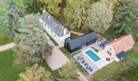 Exceptional ! Your Design Castle near Chambord