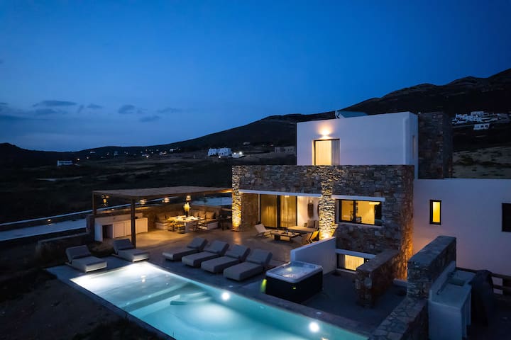 Villa Astarté, sea views, private pool and Jacuzzi