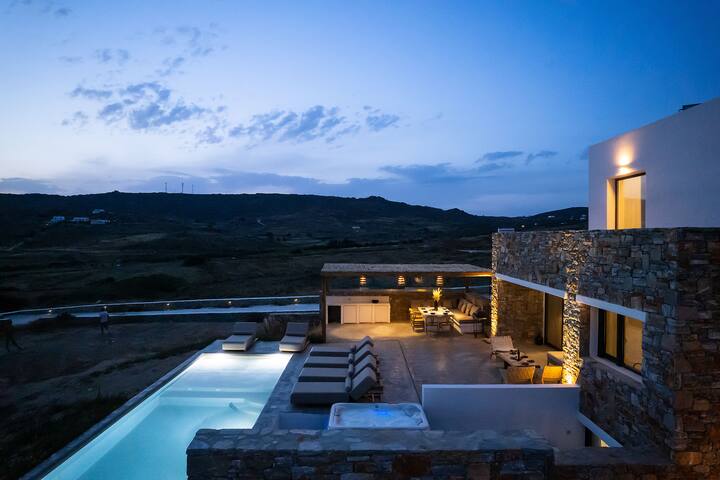 Villa Astarté, sea views, private pool and Jacuzzi gallery image 5