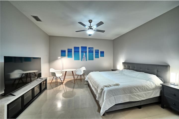 MBR #2 with King Bed