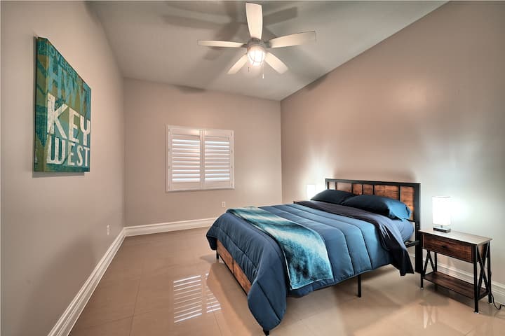 Bedroom #3 with Full Bed