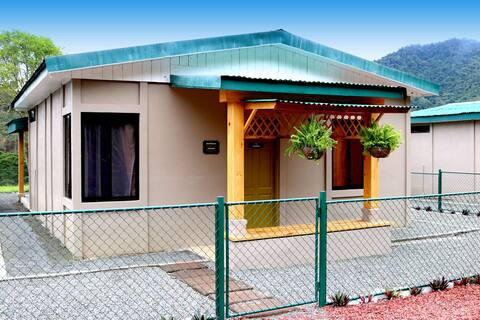 Coffee Pickers Village By Hacienda Orosi /V8