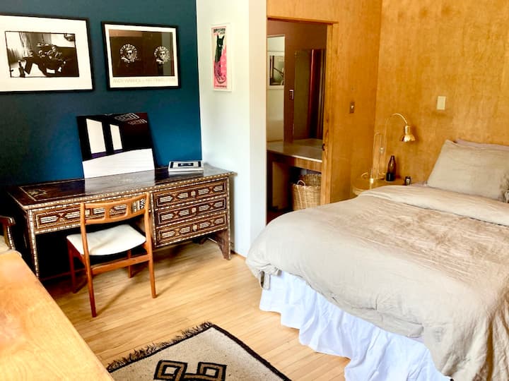 Ist Guest Bedroom.  Pretty, simple, spare, elegant. 