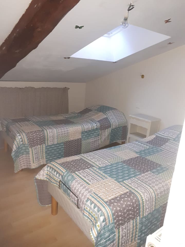 საძინებელი 1