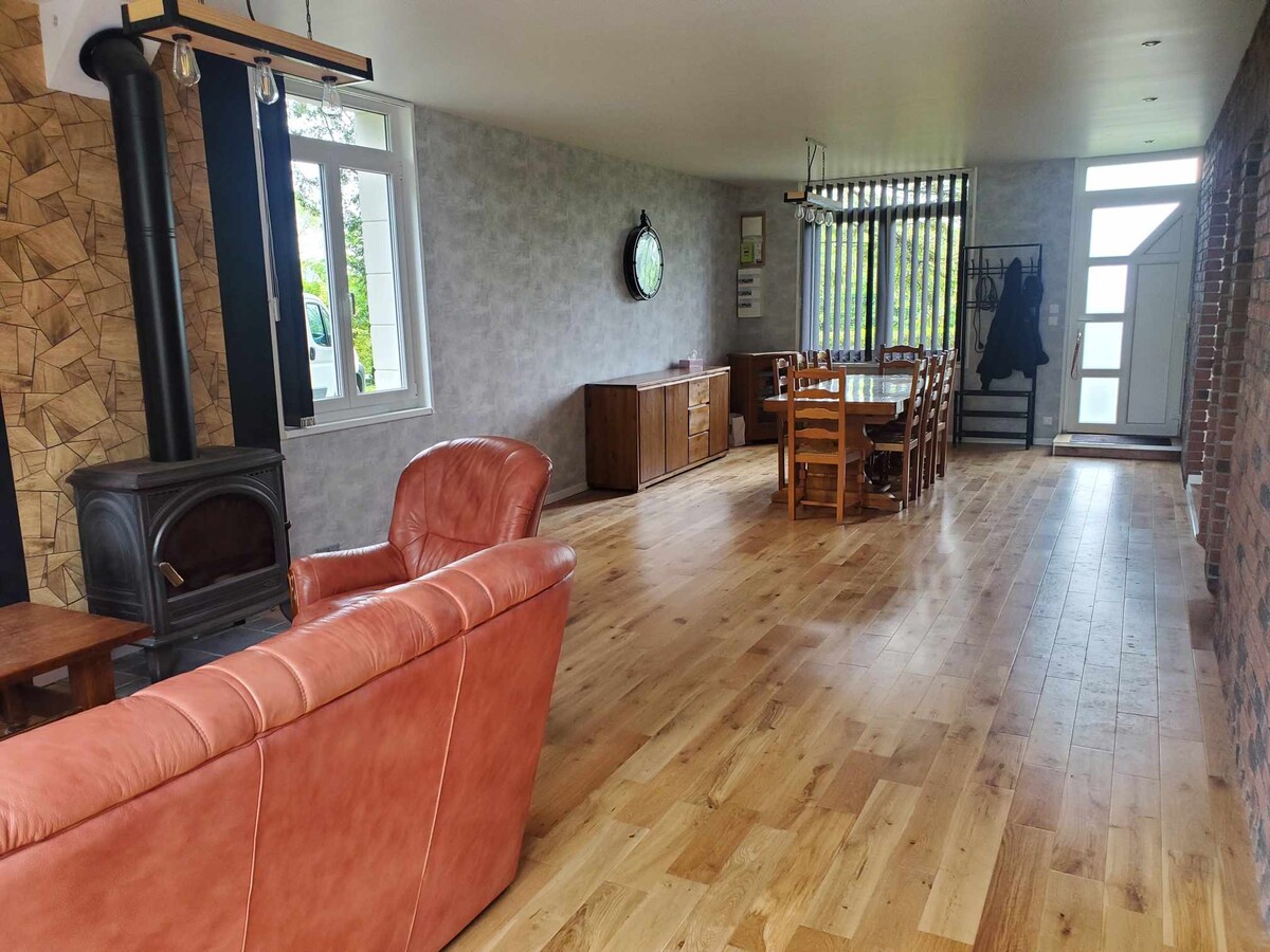 Popular Airbnb listing: Family home in the countryside, close to the beach. in Quend