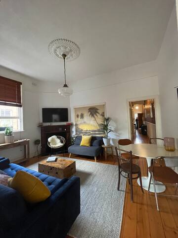 Iconic Lygon Street Home gallery image 2