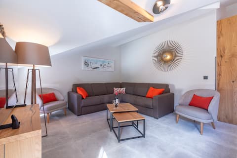 Propriété Airbnb réussie: Ski-in ski-out apartment – 8 people à Peisey Nancroix