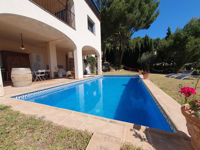 NEW! incredible sea view villa 6/8 people. pool gallery image 2