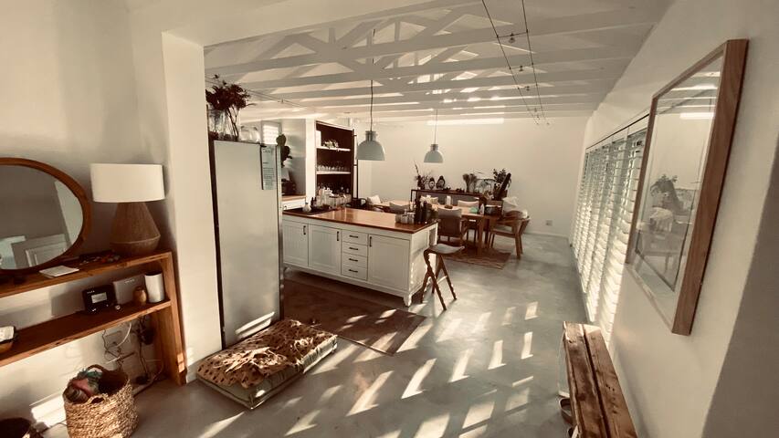 Surburban Pool-Side Bliss | 100% solar-powered gallery image 3