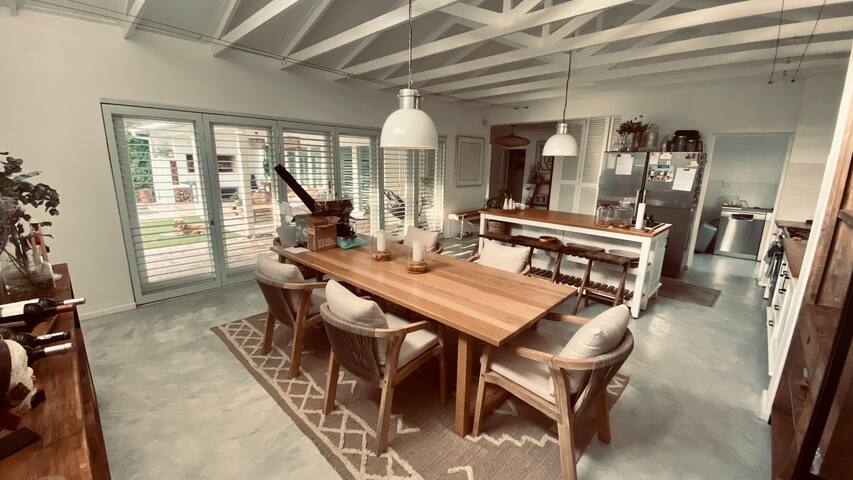 Surburban Pool-Side Bliss | 100% solar-powered gallery image 4