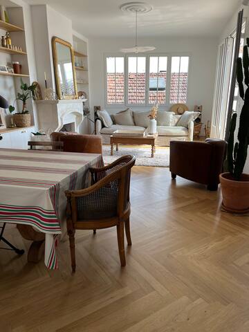 Maison très lumineuse avec terrasse gallery image 2