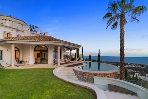 Luxury Sea View Villa in Marbella