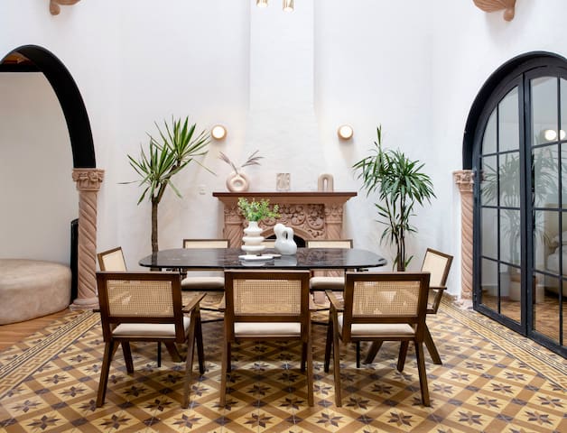 Condesa, house for 16 large and beautiful