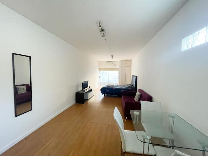 Studio near Movistar ARENA