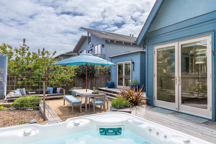Modern, Oceanview Beach House Steps to West Cliff