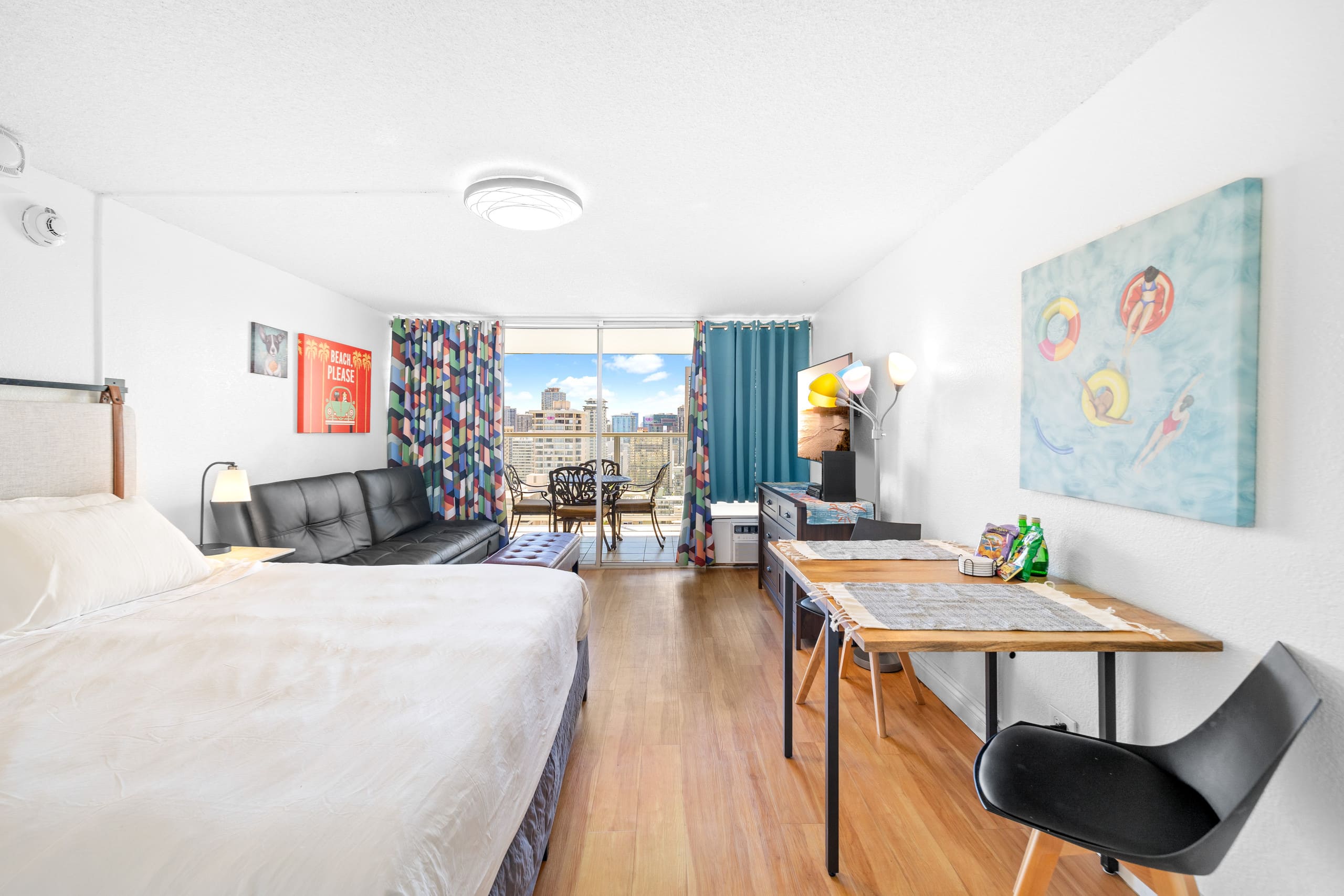 *29th Flr Cozy Studio in the Heart of Waikiki - Image 8