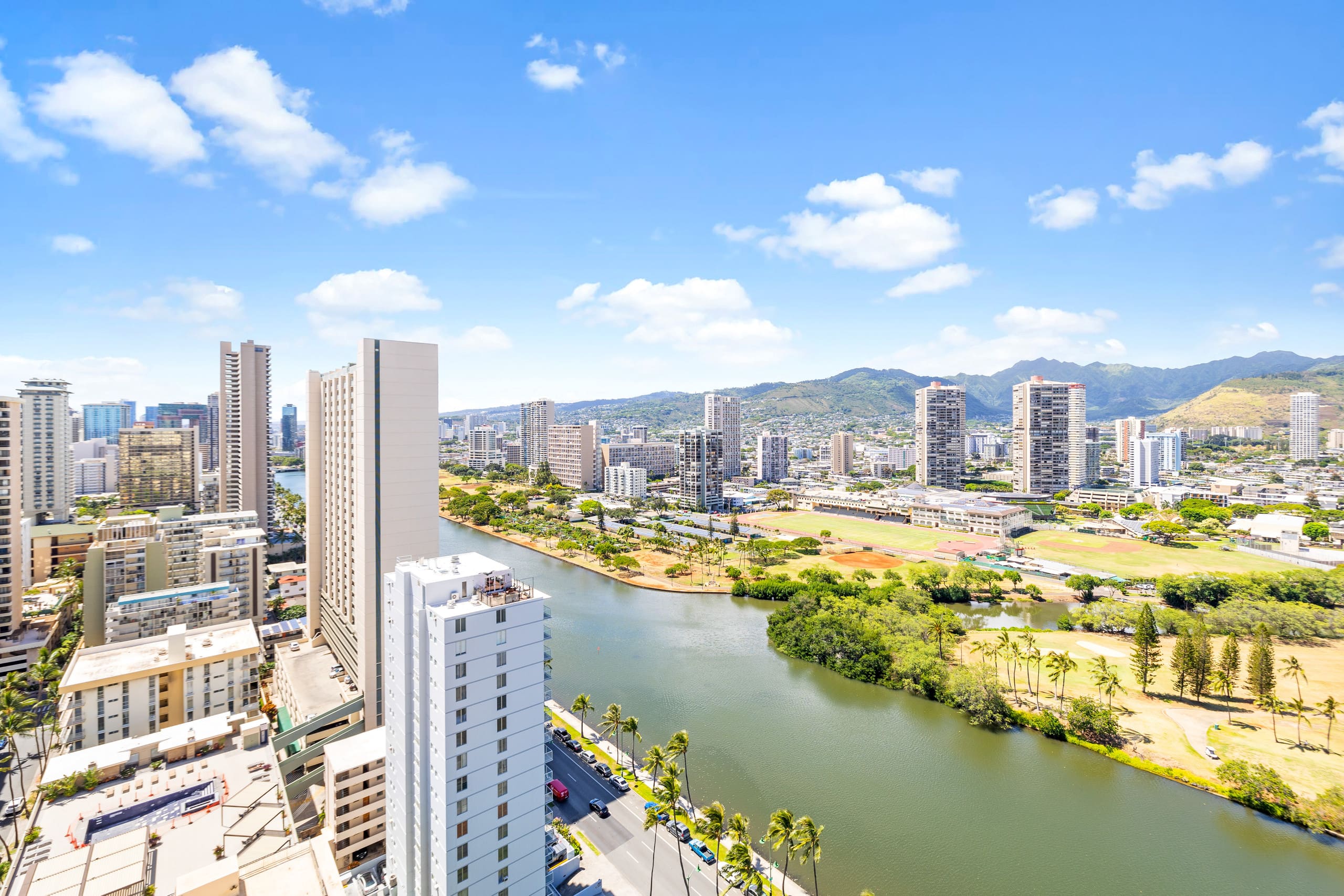 *29th Flr Cozy Studio in the Heart of Waikiki - Image 24