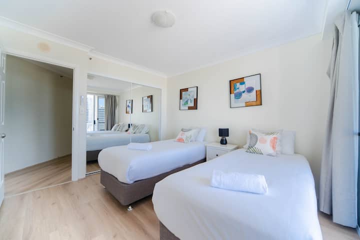 Spálňa 2 s 2 samostatnými posteľami a klimatizáciou