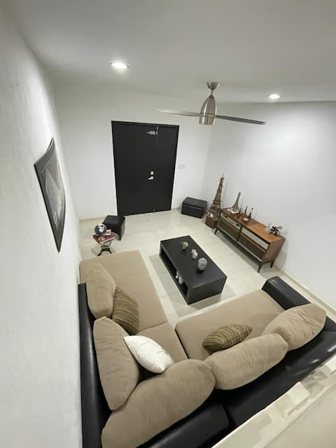 Popular Airbnb listing: Cozy and comfortable space in Fraccionamiento San Pedro Cholul