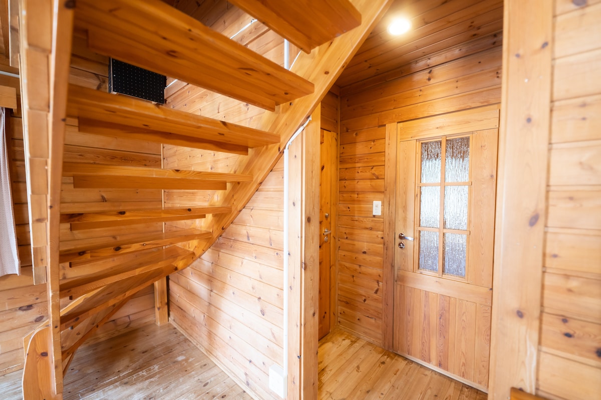 【手渡し限定】ログハウス風鳥小屋 maxresdefault.jpg