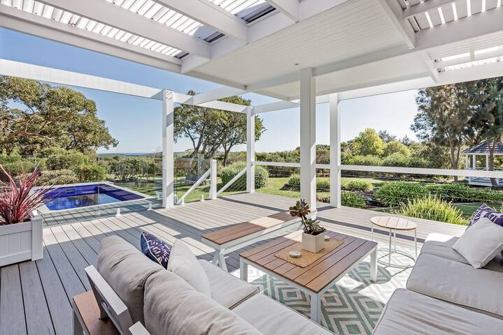 Ard Na Mara: luxury estate with pool, pet-friendly gallery image 5