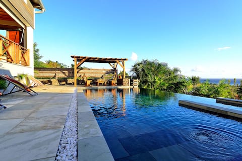 Villa, idyllic setting in St Leu