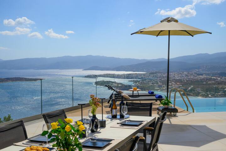 Majestic View Villa 1 – sea views and heated pool gallery image 3