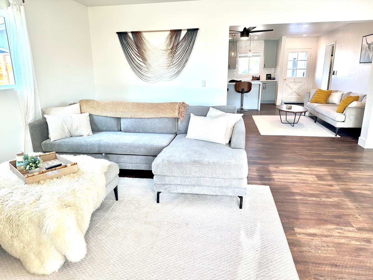Top Airbnb: Modern home w/ large private yard & sunset view in Linda Vista