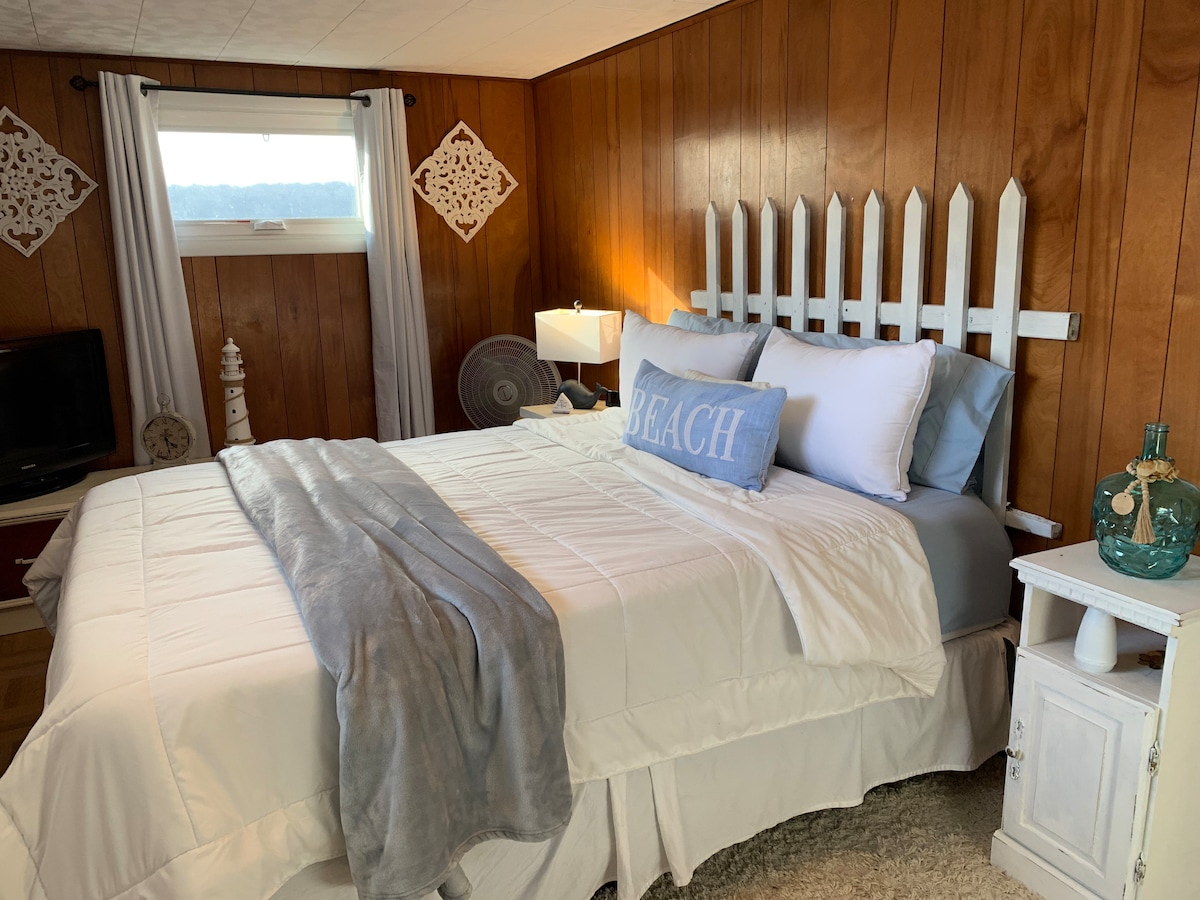 Chumba cha kulala #2 na Q