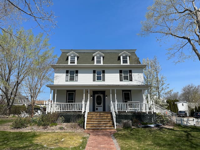 Coastal 8BR Historic Home at Ocean Walk
