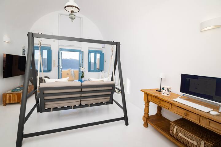 Kallisti Sunset 2 Bedroom Suite with Plunge Pool gallery image 5