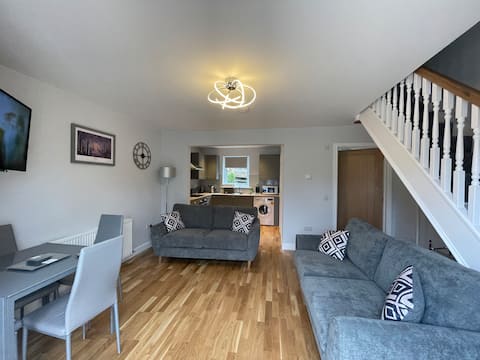 Popular Airbnb listing: Bruach Beag SC in Lismore And Appin