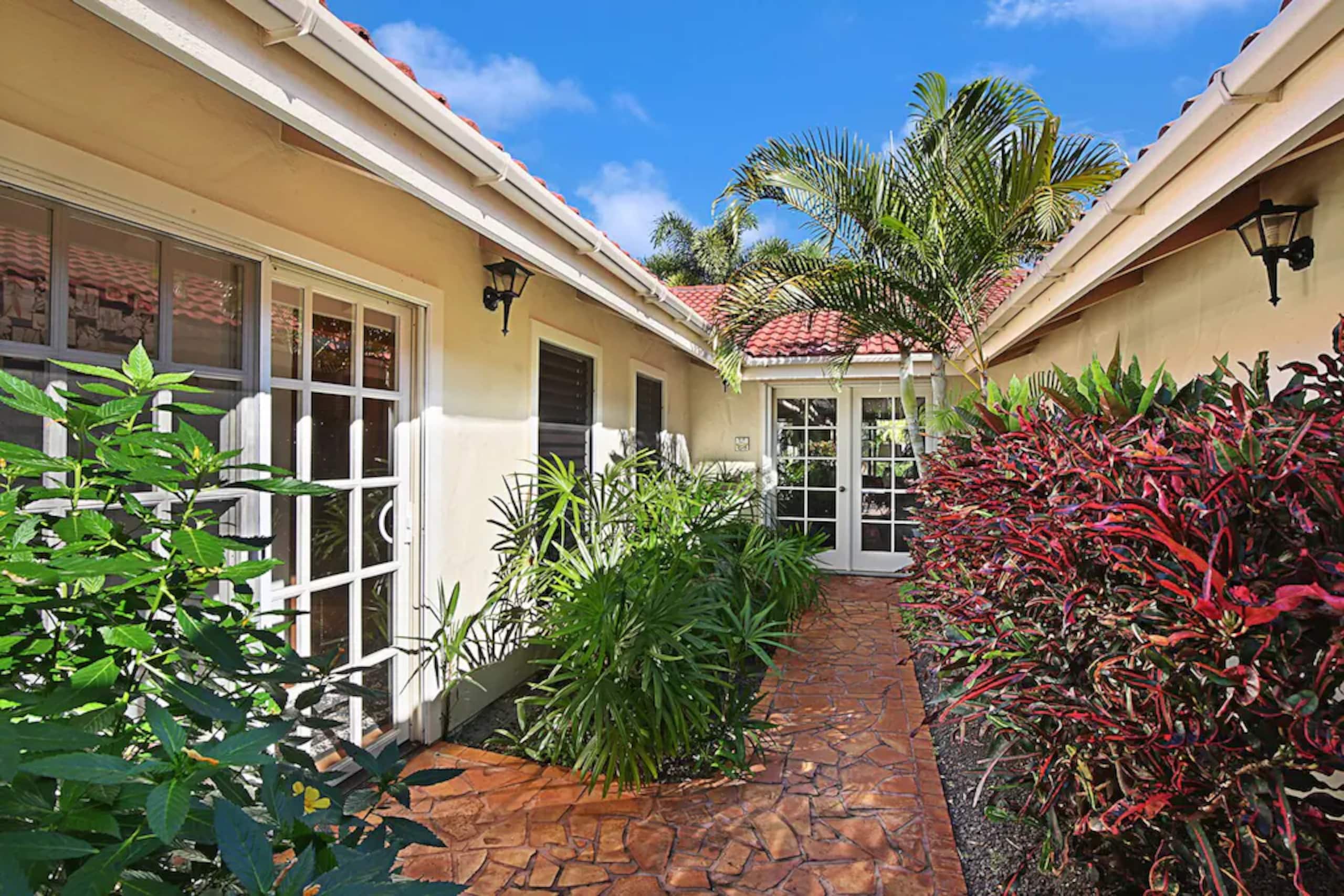 Home in Koloa · ★4.97 · 4 bedrooms · 5 beds · 2.5 private baths - Image 11