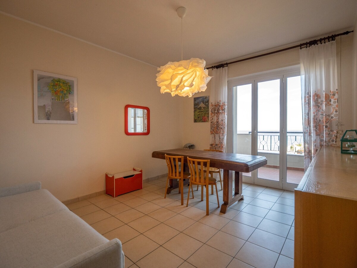 Top Airbnb: Penthouse à Borghetto Santo Spirito