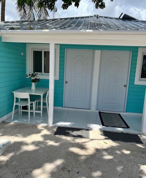 Casa rosada front beach room B-3