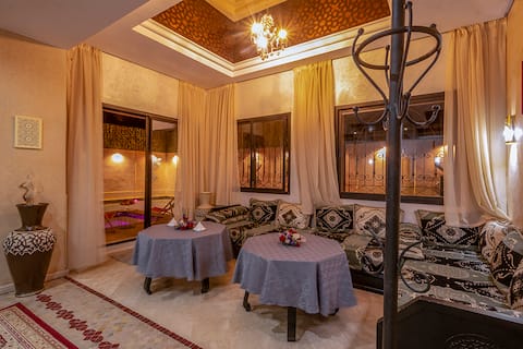 Successful Airbnb property: Villa_Azao/medina 9 min/gym/pool/Jacuzzi/hamam* in Arrondissement D'annakhil مقاطعة النخيل